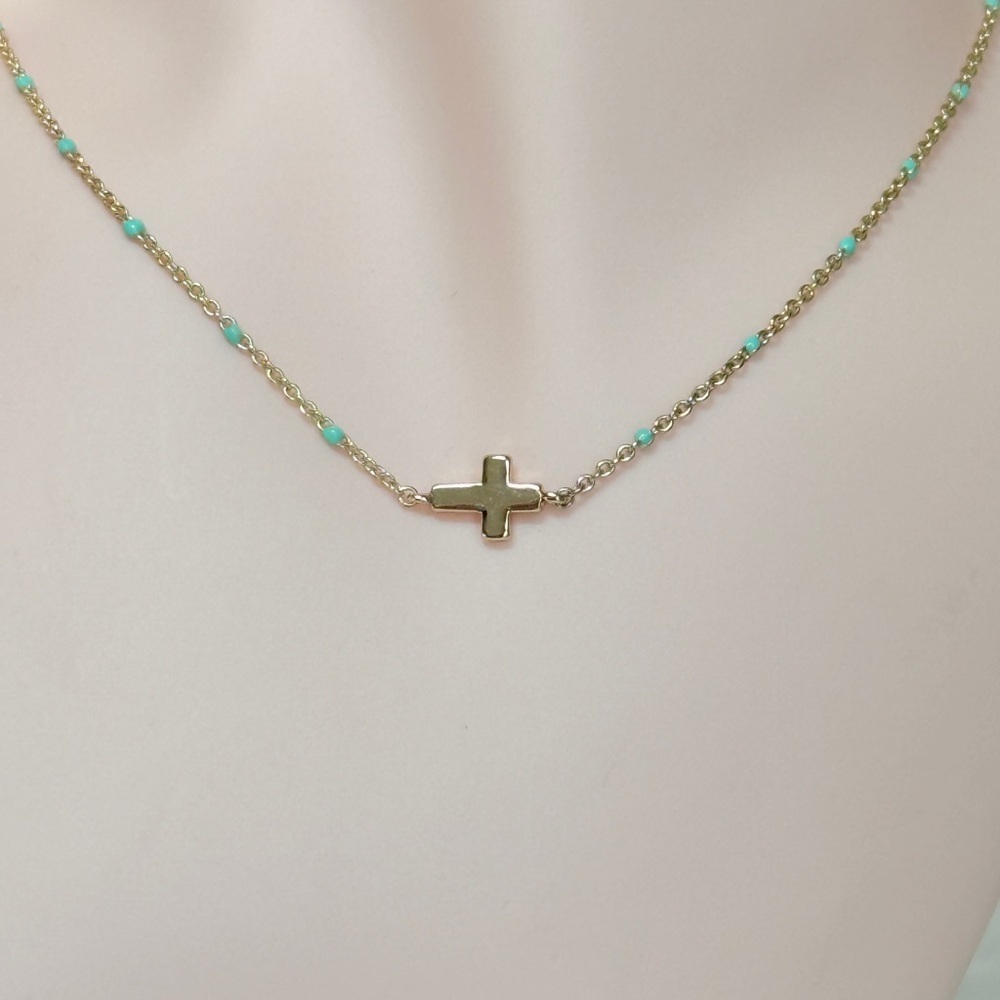 ⚜️ Gold and Turquoise Beaded Necklace - Picture 4 of 7